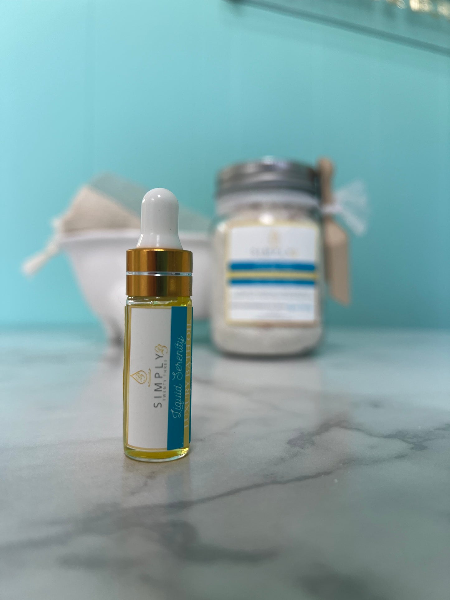 LIQUID SERENITY Luxury Bath Oil